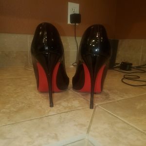 Christian louboutin so kate